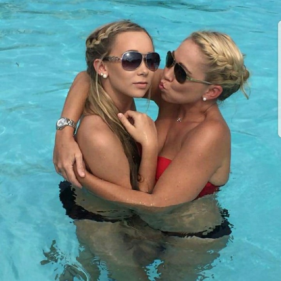 Meet your Posher, Jessica - Picture 4 of 8